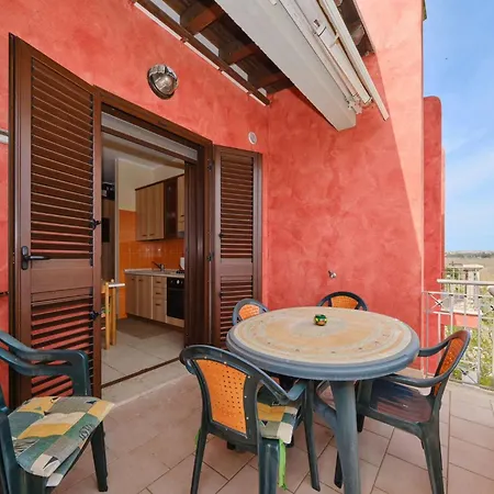 Apartment Casa Rubino A Baia Verde By Apulia Home